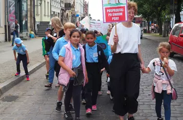 Masz Głos w Chełmnie. Happening przed ratuszem [fot. Agnieszka Waszkiewicz]