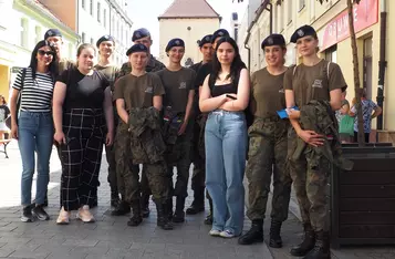 Akcja znakowania psich odchodów na ulicach Chełmna