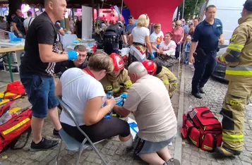 Dramatyczne chwile na festiwalu w Chełmnie. Kilka poparzonych osób/ Fot. Pitrex