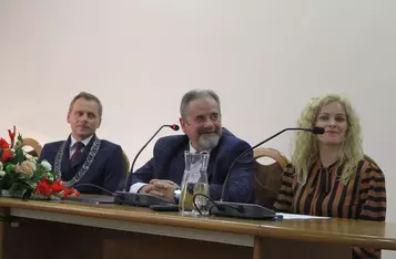 Uroczystość nadania tytułu Zasłużony dla Miasta Chełmna Władysławowi Fliegerowi/FOT. JD