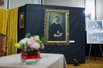 Autoportret Antoniego Piotrowicza na wystawie w Sali Mieszczańskiej Muzeum Ziemi Chełmińskiej/Fot. Rafał Skoczylas