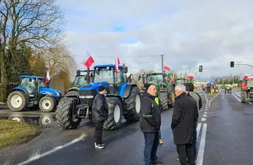 Ogólnopolski strajk rolników. Kilkaset osób protestuje pod Chełmnem/ Fot. Bartosz Kubacki