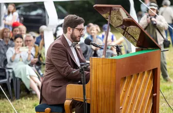Piknik na rozpoczęcie wakacji w Nawrze, fot. Szymon Zdziebło, tarantoga.pl dla UMWKP