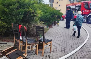 Pożar na os. Skłodowskiej w Chełmnie/ Fot. KP PSP Chełmno