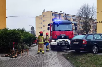 Pożar na os. Skłodowskiej w Chełmnie/ Fot. KP PSP Chełmno