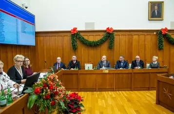 Sesja budżetowa sejmiku województwa, fot. Andrzej Goiński/ UMWKP