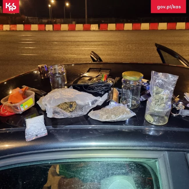 Mieszkaniec Świecia wpadł na autostradzie A1 z narkotykami/ Fot. IAS Bydgoszcz