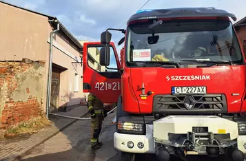 Jedna osoba zginęła w pożarze kamienicy w Chełmnie/ Fot. KP PSP w Chełmnie