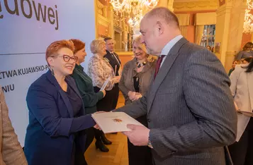 Wręczenie nominacji członkom Europejskiego Korpusu Radnych fot. Mikołaj Kuras dla UMWKP
