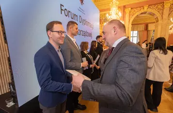 Wręczenie nominacji członkom Europejskiego Korpusu Radnych fot. Mikołaj Kuras dla UMWKP