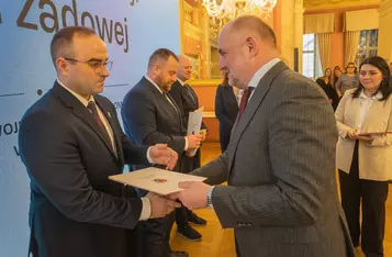 Wręczenie nominacji członkom Europejskiego Korpusu Radnych fot. Mikołaj Kuras dla UMWKP