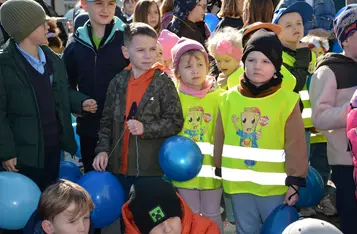 Obchody Światowego Dnia Świadomości Autyzmu na rynku w Chełmnie/ Fot. AW