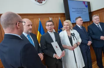 Ceremonia przekazania umów FEdKP, Urząd Marszałkowski, 4 kwietnia 2025, fot. Mikołaj Kuras dla UMWKP