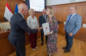 Uroczystość wręczenia umów FEdKP, 13 czerwca 2025 r., fot. Mikołaj Kuras dla UMWKPUroczystość wręczenia umów FEdKP, 13 czerwca 2025 r., fot. Mikołaj Kuras dla UMWKP