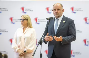 Wręczenie stypendiów sportowych fot. Szymon Zdziebło/tarantoga.pl dla UMWKP