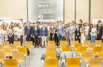 Okrągły Stół Uczniowski, Toruń 2025, fot. Andrzej Goiński/UMWKOkrągły Stół Uczniowski, Toruń 2025, fot. Andrzej Goiński/UMWKOkrągły Stół Uczniowski, Toruń 2025, fot. Andrzej Goiński/UMWK