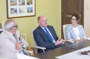 Podpisanie porozumienia na rzecz utworzenia Międzynarodowego Instytutu Polskiej Akademii Nauk, fot. Mikołaj Kuras dla UMWKP
