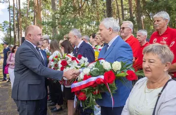 Uroczystość upamiętniająca ofiary katastrofy pod Otłoczynem, 19 sierpnia 2025 r., fot. Mikołaj Kuras dla UMWKP