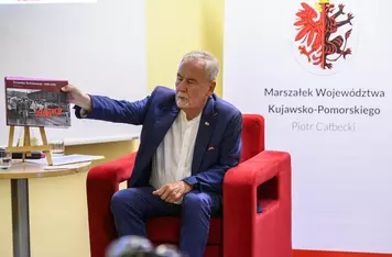 Uroczyste spotkanie w Przysieku, fot. Mikołaj Kuras dla UMWKP