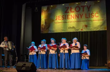 Chełmiński Przegląd Artystycznych Zespołów Klubów Seniora „Złoty Jesienny Liść”/ Fot. Pitrex
