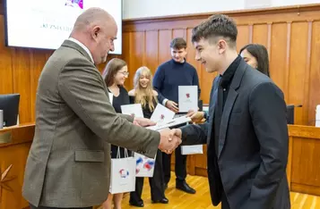 Podsumowanie V. edycji Kuźni liderów regionu, fot. Szymon Zdziebło/tarantoga.pl dla UMWKP