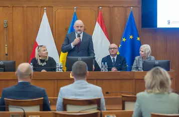 Przekazanie umów o finansowanie projektów w ramach FEdKP, 29 października 2025, fot. Mikołaj Kuras dla UMWKP
