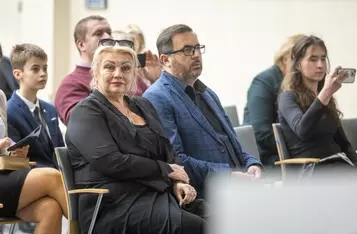 Wręczenie nagród w konkursie plastycznym „Zdrowie psychiczne – wyraź je artystycznie”, fot. Szymon Zdziebło/tarantoga.pl dla UMWKP