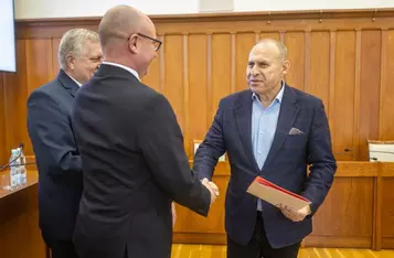 Uroczystość wręczenia umów FEdKP / fot. Szymon Zdziebło/tarantoga.pl dla UMWKP