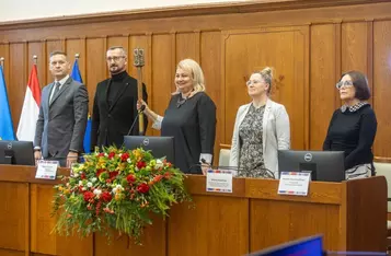XV sesja osób z niepełnosprawnościami, fot. Szymon Zdziebło/tarantoga.pl dla UMWKP