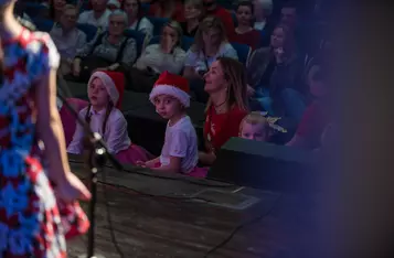 Charytatywny koncert dla Leny i Elizy w kinotatrze Rondo