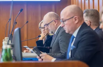 Sesja budżetowa sejmiku województwa, 19 grudnia 2025, fot. Szymon Zdziebło/tarantoga dla UMWKP