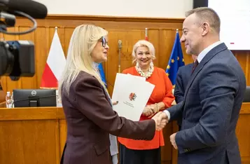 Ceremonia wręczenia umów FEdKP, 6 lutego 26, fot. Szymon Zdziebło/tarantoga dla UMWKP