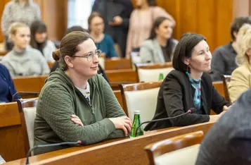 Dyktando w Urzędzie Marszałkowskim, fot. Szymon Zdziebło/tarantoga.pl dla UMWKP