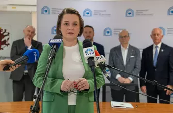 Podpisanie umowy w sprawie finansowania inwestycji, fot. Mikołaj Kuras dla UMWKP