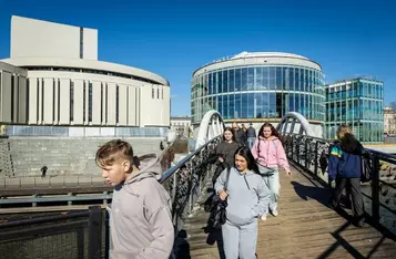Rozbudowa Opery Nova w obiektywie Tomasza Czachorowskiego/eventphoto (dla UMWKP)