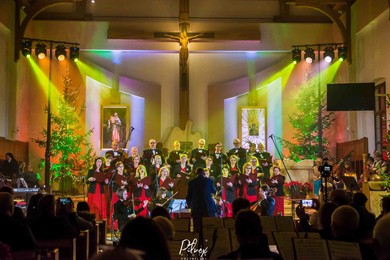 Wielki Chełmiński Koncert Kolęd. Wzruszający wieczór w kościele św. Józefa w Chełmnie [ZDJĘCIA]