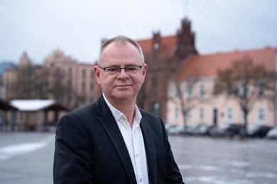 Debata wyborcza 2024 w Chełmnie. Mariusz Kędzierski odpowiada na pytania