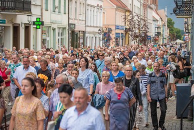 Wielki odpust w Chełmnie. Setki wiernych na ulicach miasta [ZDJĘCIA]