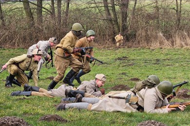 Widowisko w 80. rocznicę walk wyzwoleńczych spod okupacji hitlerowskiej w kotle toruńskim [ZDJĘCIA]