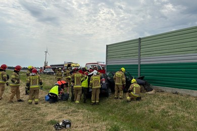 Tragedia na A1 pod Chełmnem. Jedna osoba nie żyje [ZDJĘCIA]