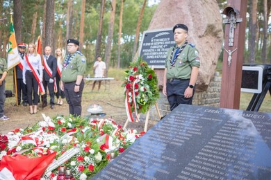 Pamięci ofiar katastrofy pod Otłoczynem [ZDJĘCIA]