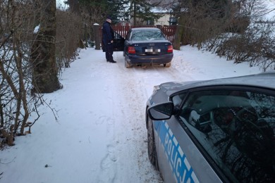 Chciał uciec policjantom z Chełmna. Stracił auto i trafił do więzienia [ZDJĘCIA]