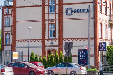 Mężczyzna spod Chełmna przelał oszustom kilkadziesiąt tysięcy złotych 